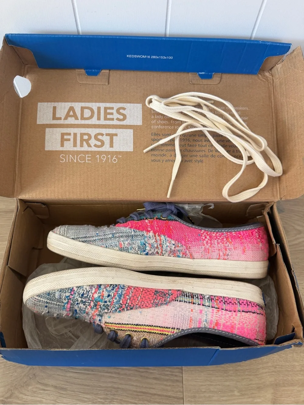 Keds X Malhia Kent Women’s Champion Kikaou Blue Multi Lace-Up Sneakers Sz 7